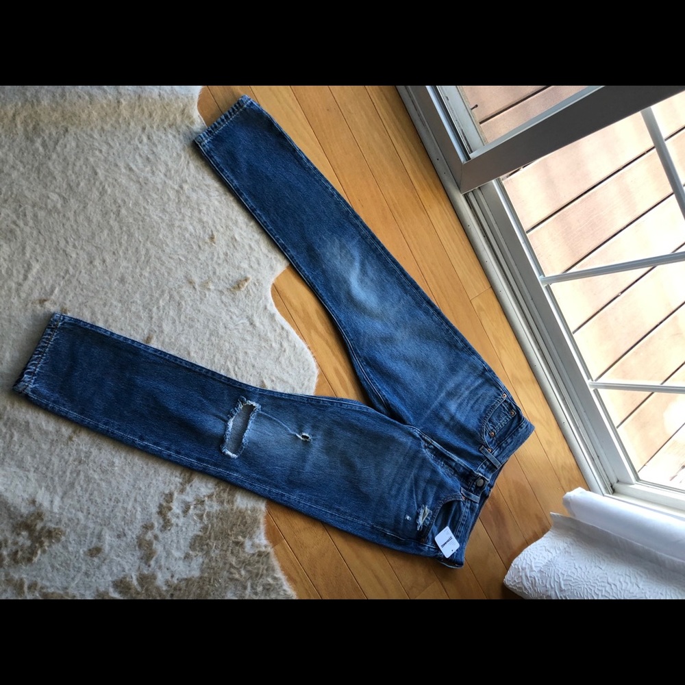Levi jeans
